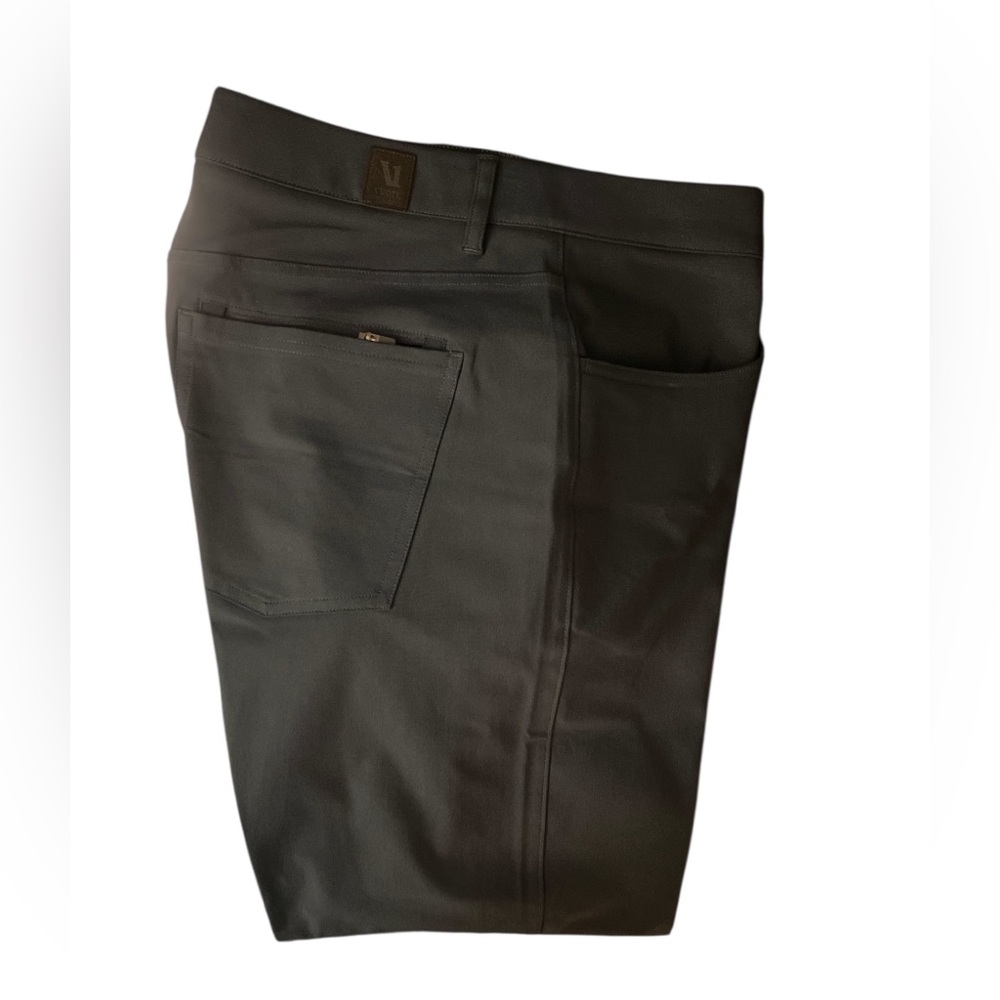 Vuori Men's Navy Pants EUC 34